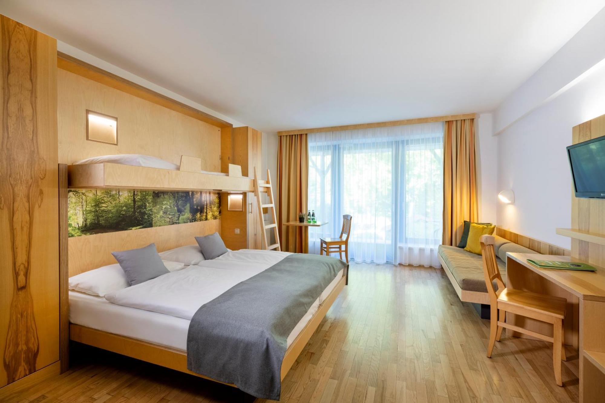 JUFA HOTEL BRUCK AN DER MUR - IM WEITENTAL БРУК-АН-ДЕР-МУР 3* (Австрия) -  от 8189 RUB | NOCHI